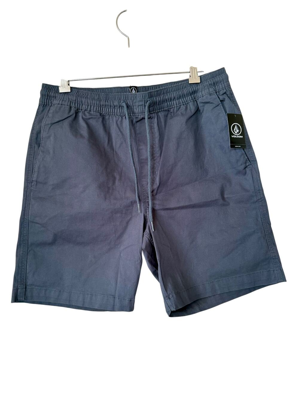 NWT Men's Volcom Road Trip Elastic Waist Chino Shorts Size Medium